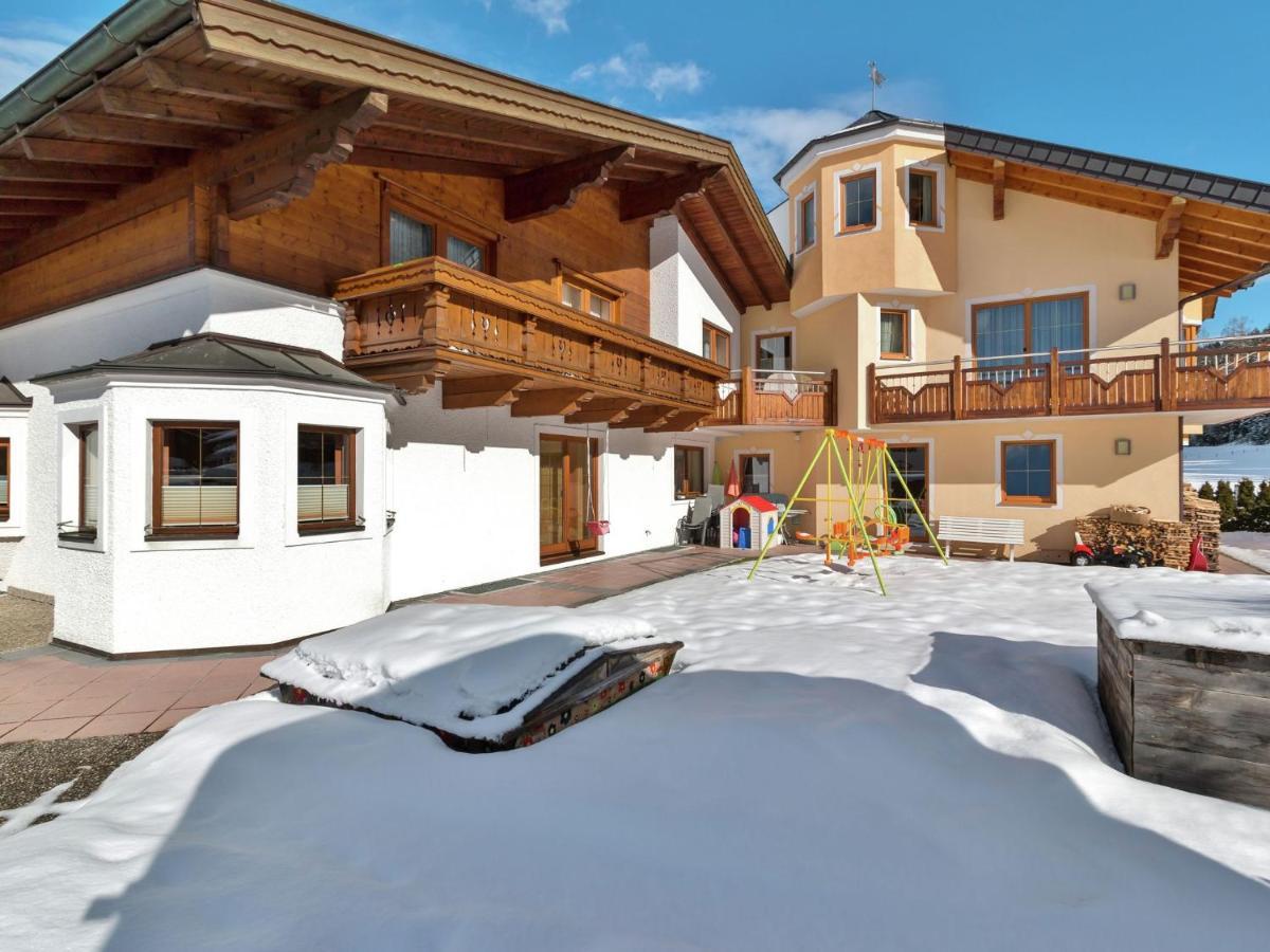 Apartment In Altenmarkt In Pongau Near Ski Area Altenmarkt im Pongau Exterior foto